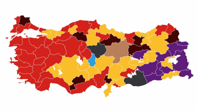 Başkanları Siyasetin Odağındayken Belediyeciliğin Neresindeyiz?