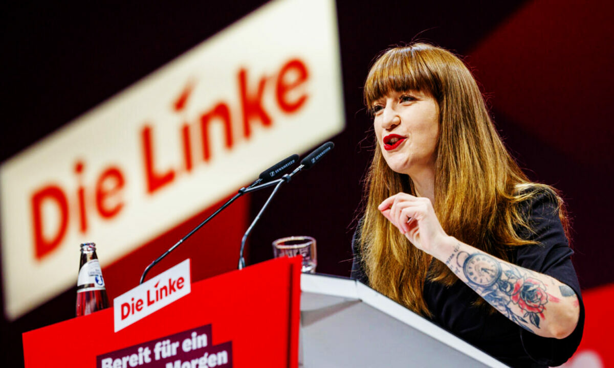 Küllerinden Doğan Bir Parti: Die Linke Küllerinden Doğan Bir Parti: Die Linke
