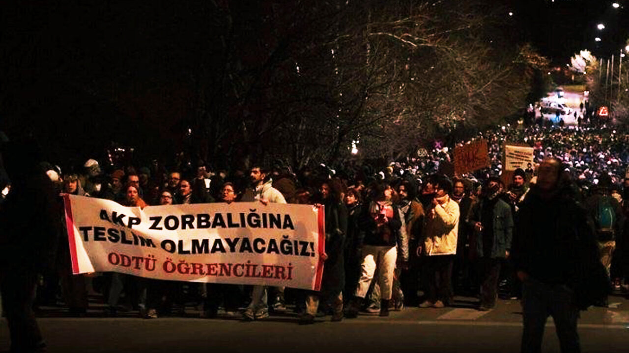 Görüyoruz, Barikatın Ardı Aydınlık