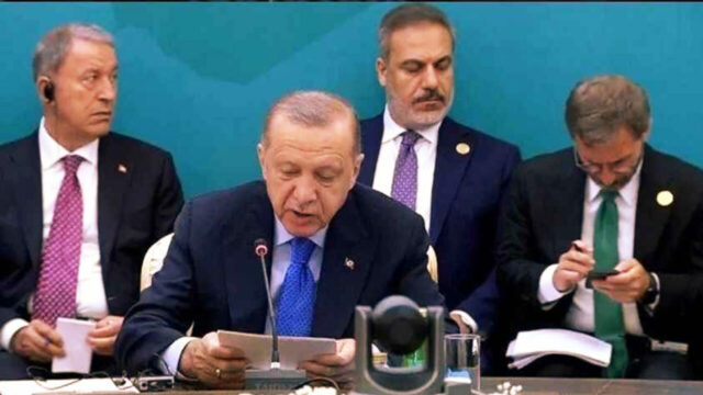 “Biz Ne Yapıyoruz Abi” mi?