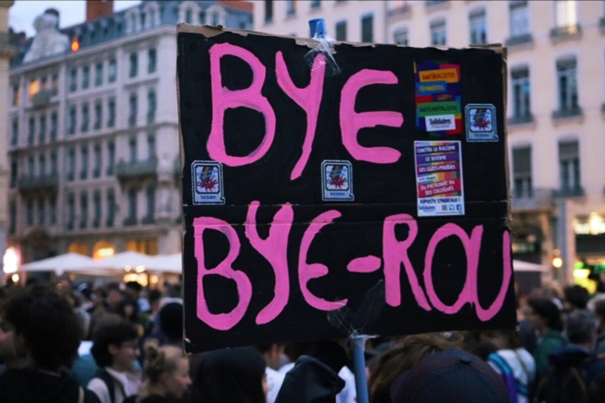 Yorgun Bir Cumhuriyetin Bitmeyen Krizleri: Fransa’da Ne Oluyor Yorgun Bir Cumhuriyetin Bitmeyen Krizleri: Fransa’da Ne Oluyor