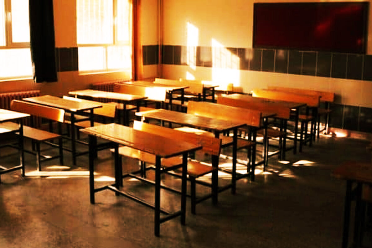 Çocukların Aç Kaldığı Bir Ülke ve Bir Hak Olarak Ücretsiz Okul Yemeği Çocukların Aç Kaldığı Bir Ülke ve Bir Hak Olarak Ücretsiz Okul Yemeği