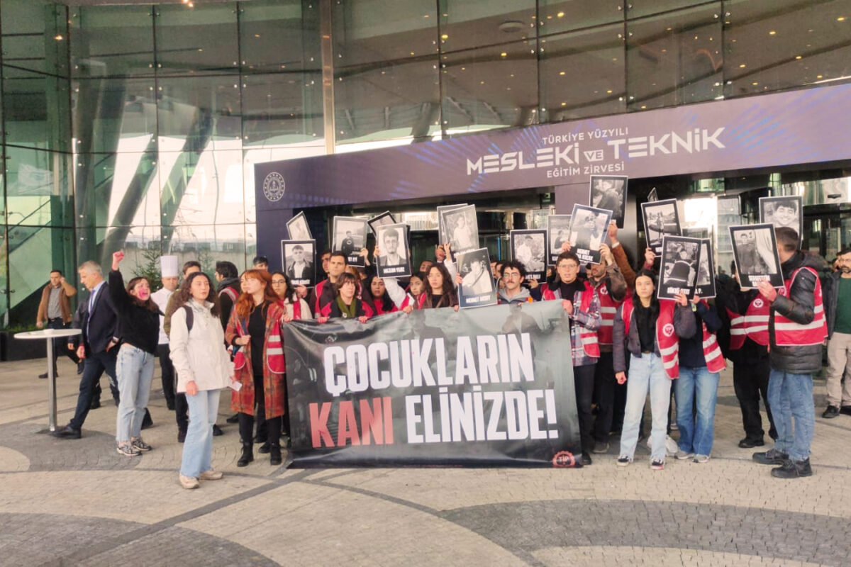 Gerilimi Biriktirme, Eylemi Eşiğe Çevirmek Gerilimi Biriktirme, Eylemi Eşiğe Çevirmek