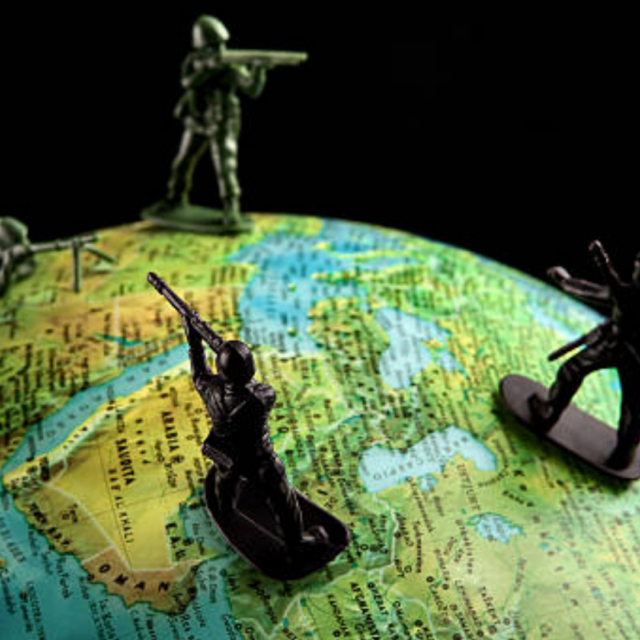 Kifayetsiz Muhteris: Uluslararası Hukuk ve Venezuela