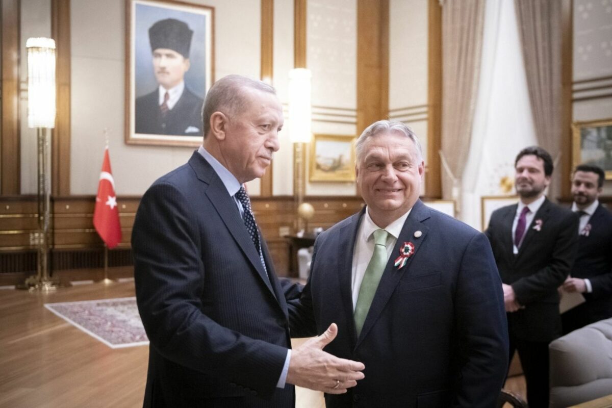 Seçimle Gitmek ya da Gitmemek: Orban Sonrası Türkiye Üzerine Notlar