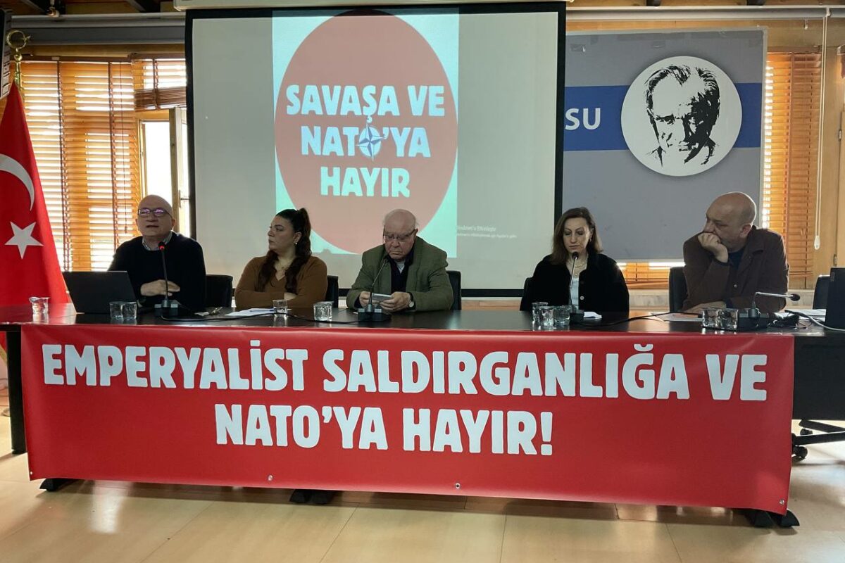 İlke Bereketli & Hakkı Özdal ile Söyleşi “Savaşa Karşı Ortak Ses: NATO’ya Hayır” İlke Bereketli & Hakkı Özdal ile Söyleşi “Savaşa Karşı Ortak Ses: NATO’ya Hayır”