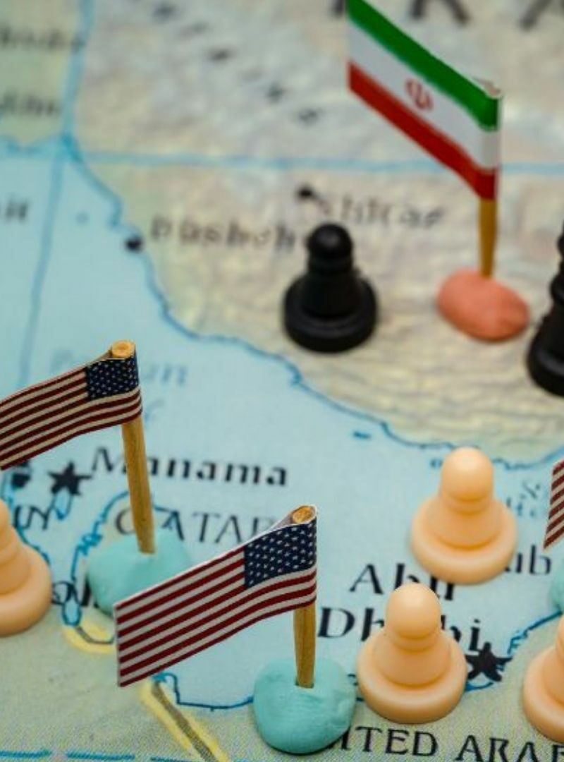 Hakan Güneş ile Söyleşi: İran Savaşı’nda İkinci Aya Girilirken: “Evdeki Hesap Çarşıya Hiç Uymadı”