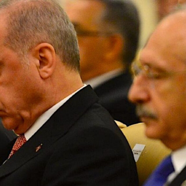 Seçtiren Monarşi: Türkiye’de Simülatif Hegemonyanın Anatomisi