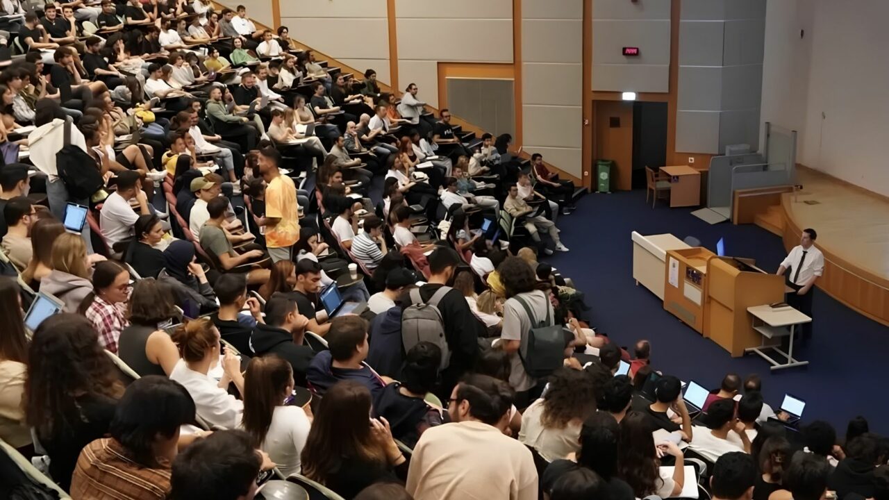 Neyin Sınavını Veriyoruz?: YKS Sonuçlarının Eleştirisi