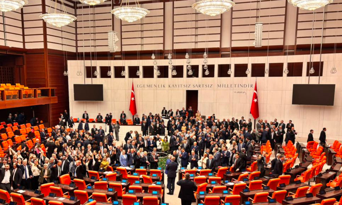 “Türk Milleti Hayır Diyor” mu? Milliyetçi Bir Kampanyanın Marksist Açıdan Anatomisi “Türk Milleti Hayır Diyor” mu? Milliyetçi Bir Kampanyanın Marksist Açıdan Anatomisi