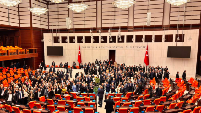 “Türk Milleti Hayır Diyor” mu? Milliyetçi Bir Kampanyanın Marksist Açıdan Anatomisi
